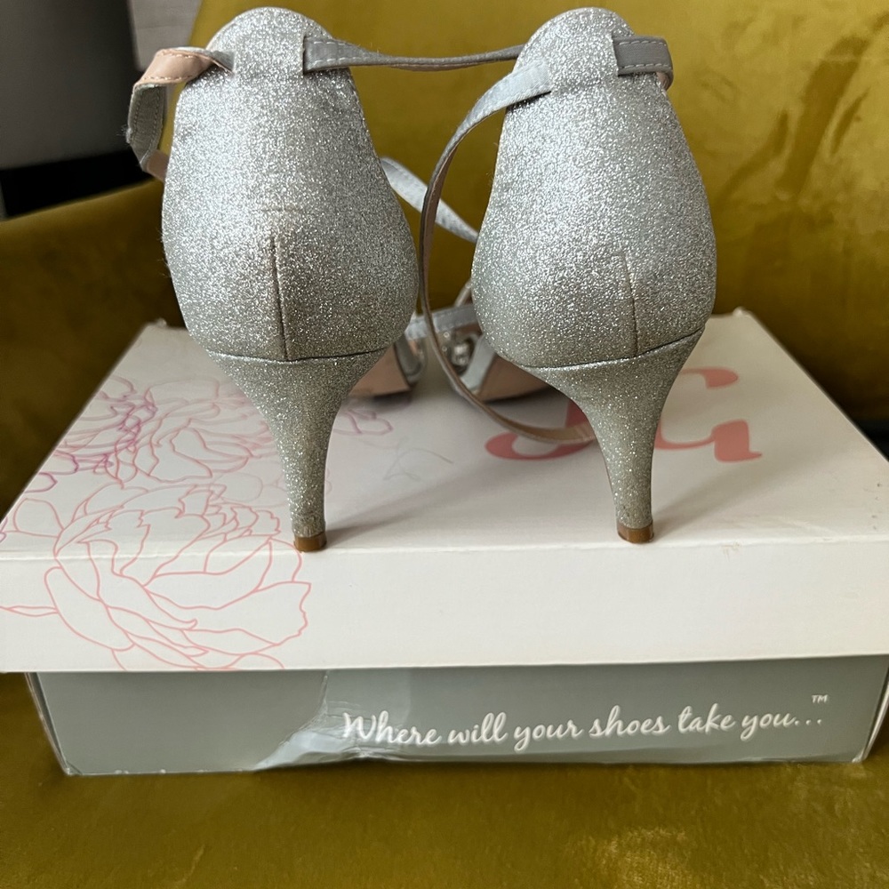 Silver glitter heels - Picture 4 of 5